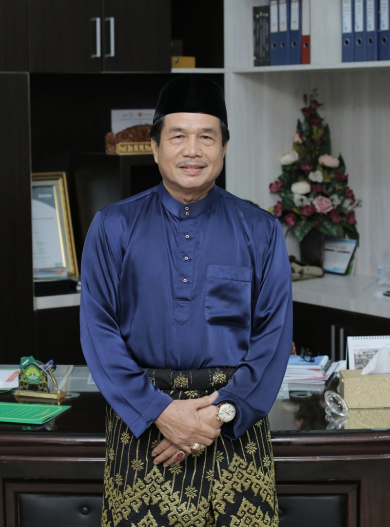 Prof Dr M Nur Mustafa MPd